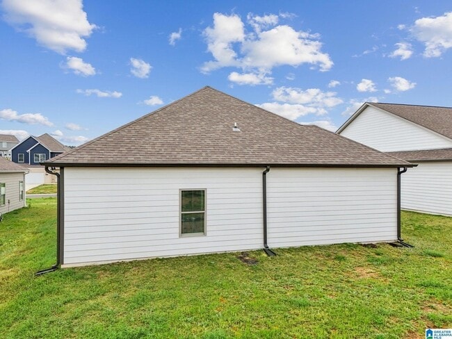 Building Photo - 61 Victor Dr