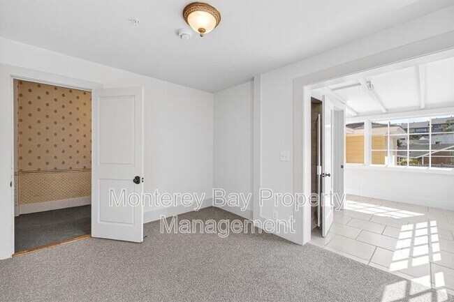 Building Photo - 225 Central Ave