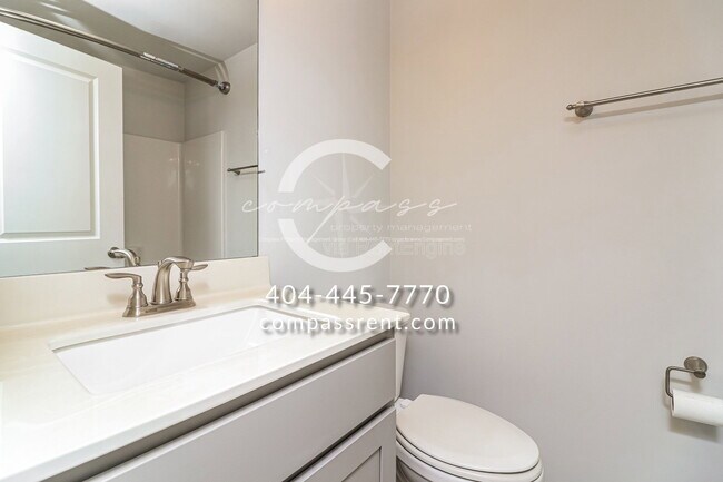 Building Photo - 3523 Hedgeway Ln NW