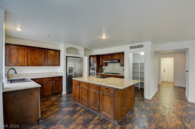 Building Photo - 9716 Blazing Star Ct