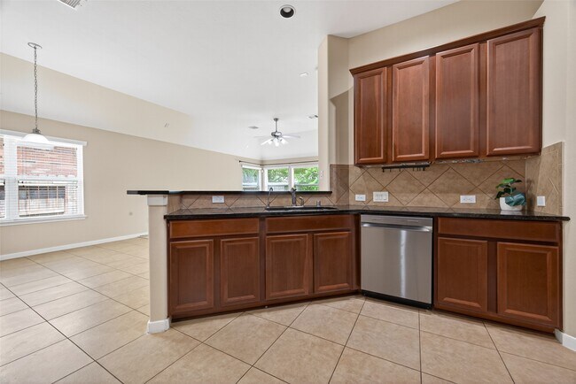 Building Photo - 24431 Ranchwood Springs Ln