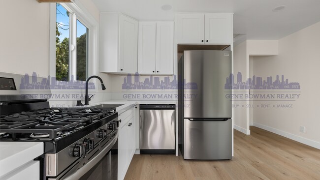 Building Photo - 2249-51 W Dunlop St