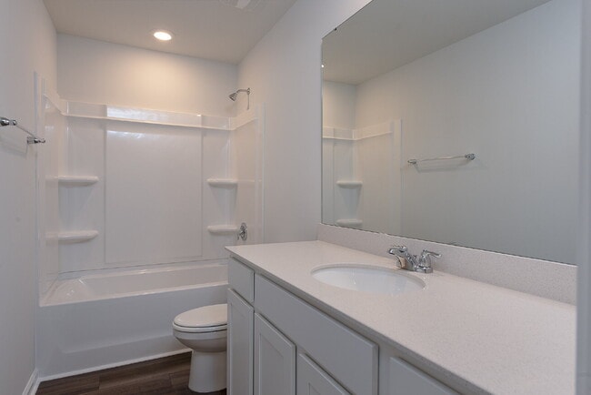 Building Photo - Brand New Build Never Lived In