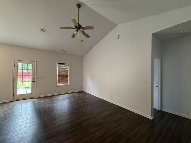 Building Photo - 2501 Burkholder Rd