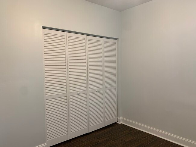 Building Photo - CHARMING KEY WEST HOME