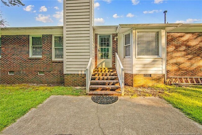 Building Photo - 7010 Medway Ct