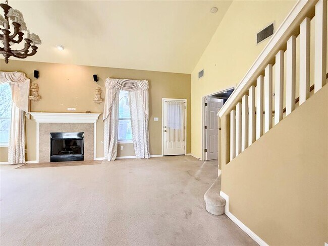 Building Photo - 3916 Bonnie Ln