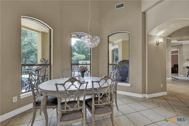 Building Photo - 9752 Trophy Oaks Dr
