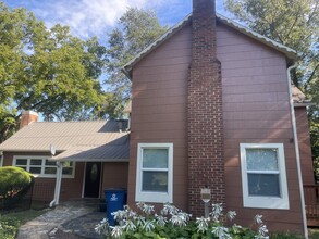 Building Photo - 101 Honeycutt Dr