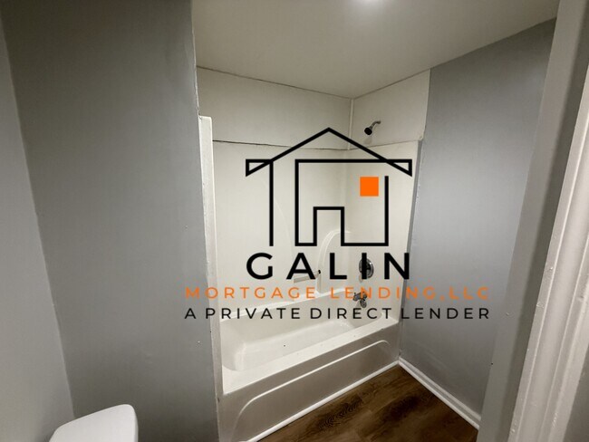 Building Photo - 808 Carroll St