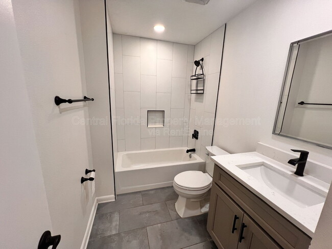 Building Photo - 2080 Thunderbird Trail