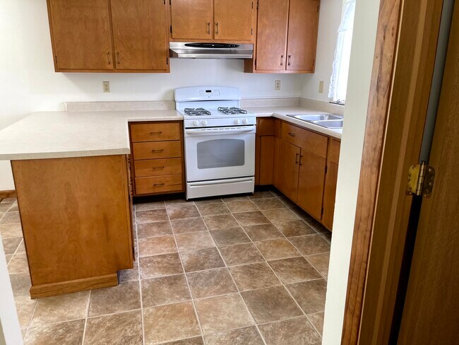 Building Photo - 6 Florentine Ct