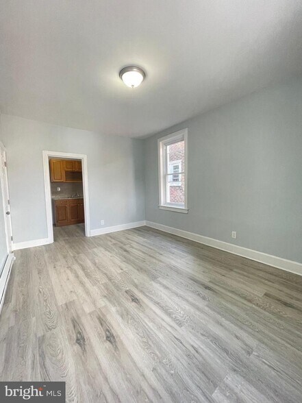 Primary Photo - 5113 N 13th St