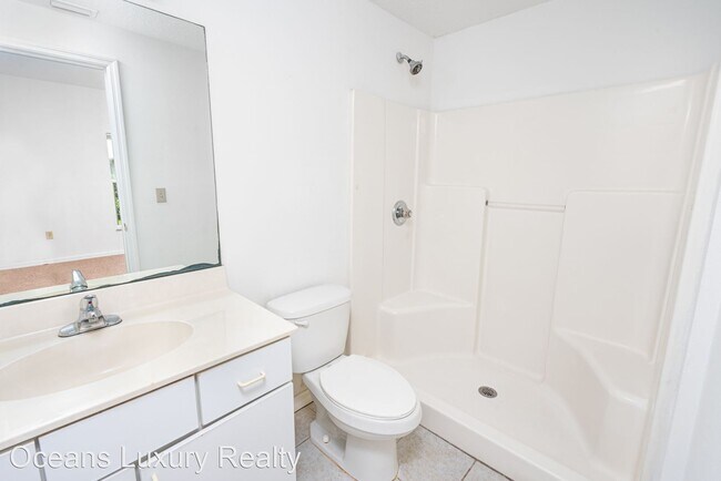 Building Photo - 3 br, 2 bath House - 940 15th St # 104