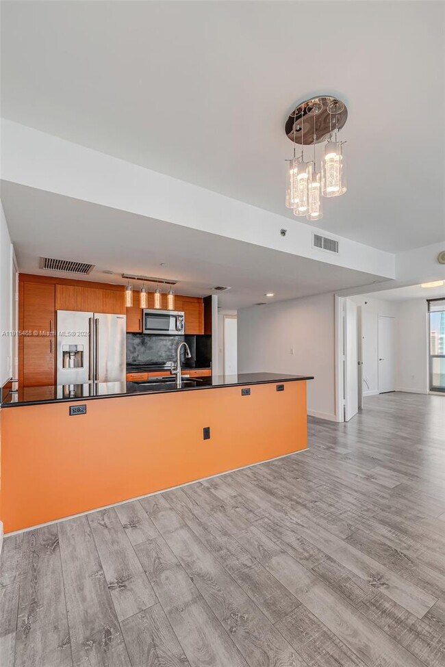 Building Photo - 50 Biscayne Blvd