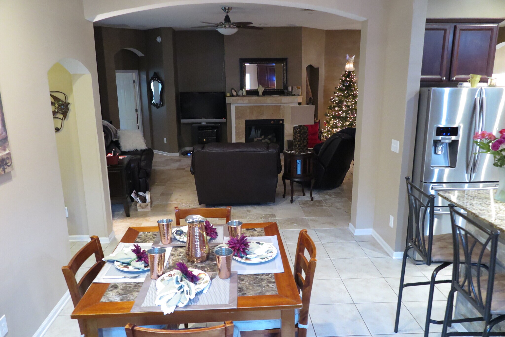 Breakfast to Living - 437 Lake Monroe Pl