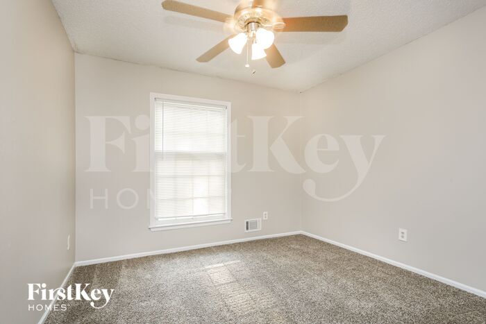 Building Photo - 1408 SW 14th St