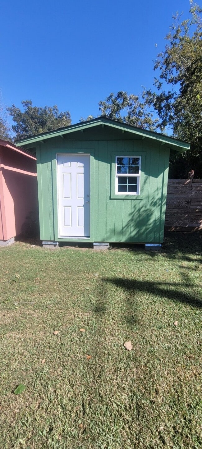 Building Photo - 7306 Moline St