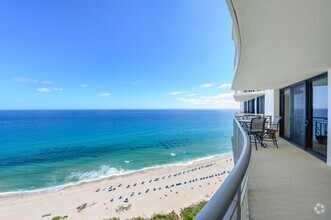 Building Photo - 3000 N Ocean Dr