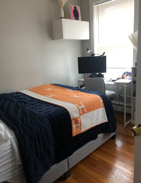 Building Photo - 38 Garden St