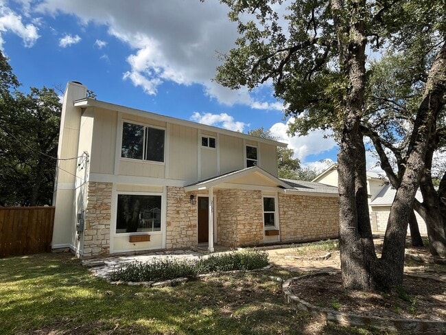 Primary Photo - JUST RENOVATED 4/2.5 IN GREAT LEANDER LOCA...