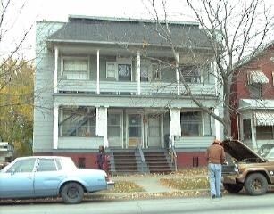 Building Photo - 828 Lagrange St