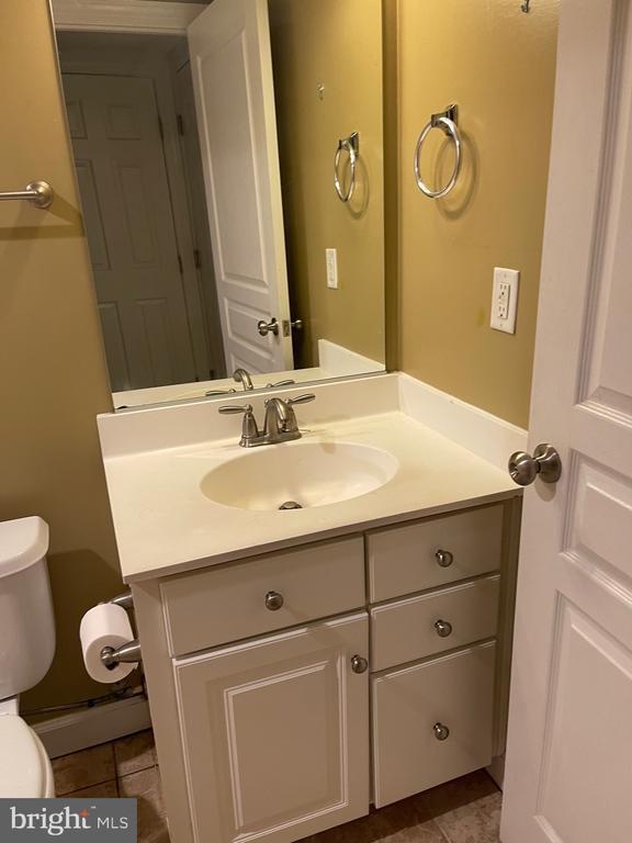 Building Photo - 1513 Regent Manor Ct