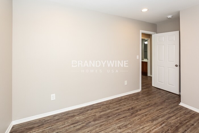 Building Photo - 8950 Chalkstone Rd