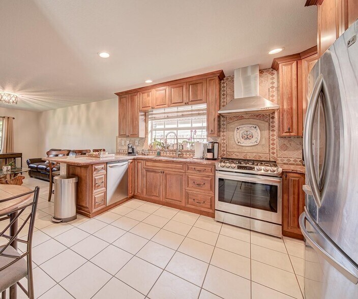 Building Photo - 18128 SW 151st Ave