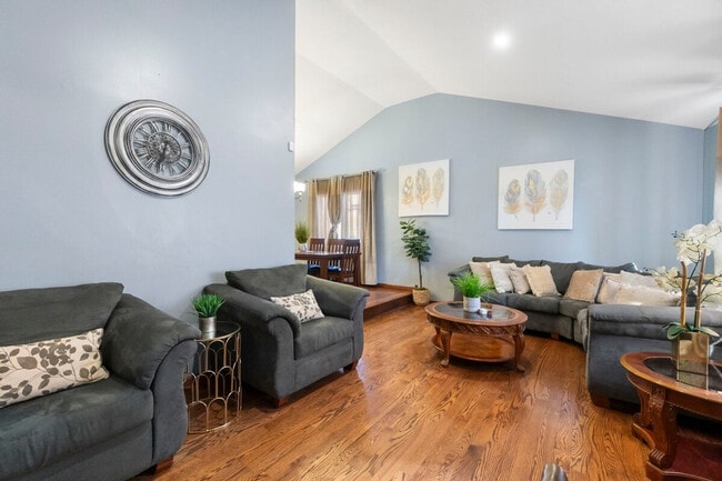 Building Photo - 5000 190th St