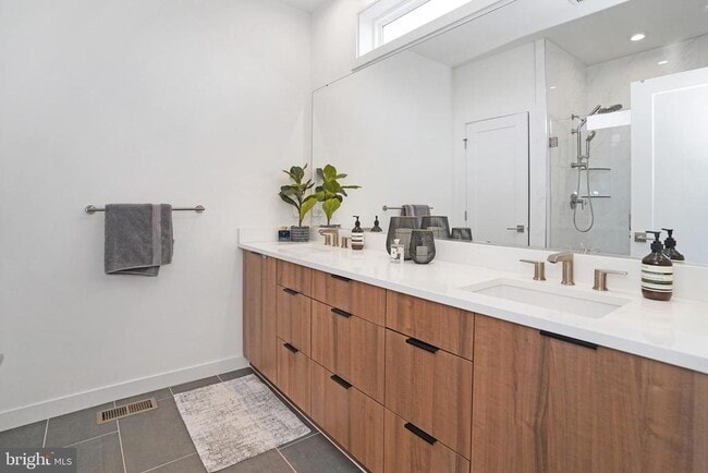 Building Photo - 14383 Beckett Glen Cir