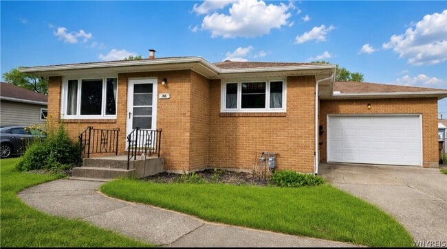 Building Photo - 36 Jamaica Ln