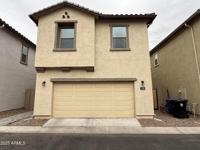 Building Photo - 1708 S 83rd Way