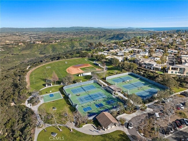 Building Photo - 3253 Alta Laguna Blvd