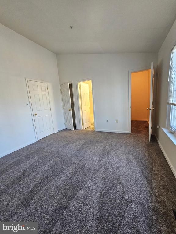 Building Photo - 2445 Sagewood Ct