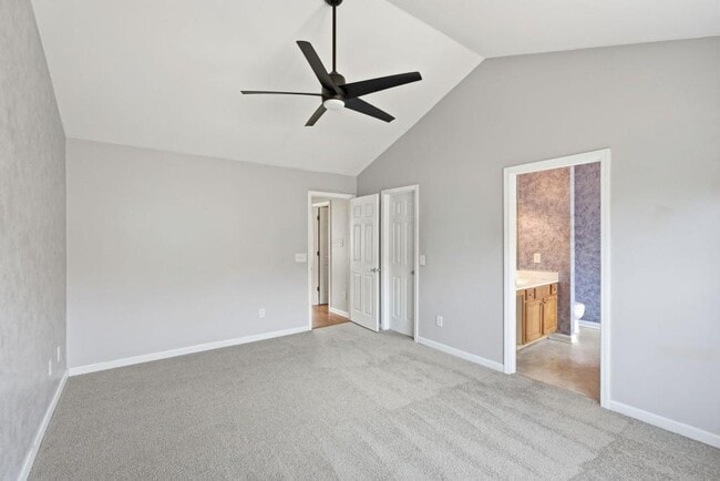 Building Photo - 5055 Blue Goose Ct