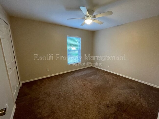 Building Photo - 1710 SW 10th Pl