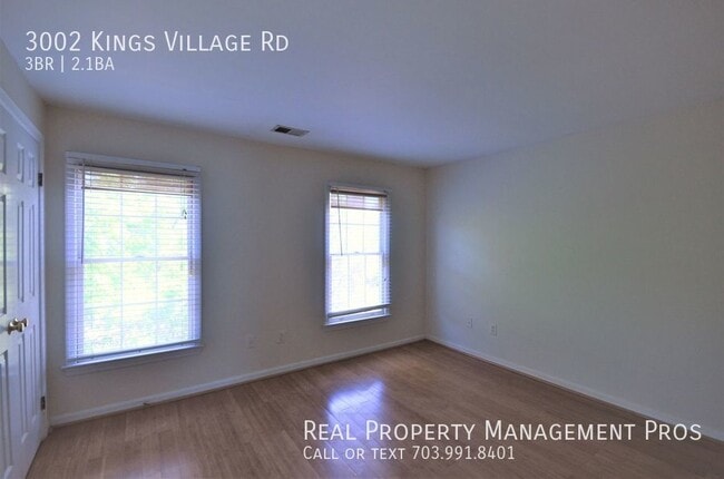 Building Photo - 3002 Kings Village Rd