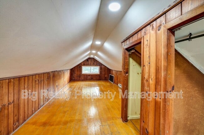 Building Photo - 74 Baptist Church Rd