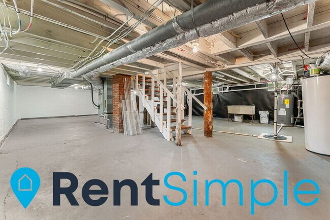 Building Photo - 13307 Fitzwater Dr