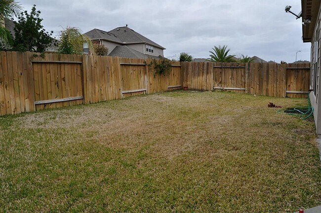 Building Photo - 4614 Ferndale Meadows Dr