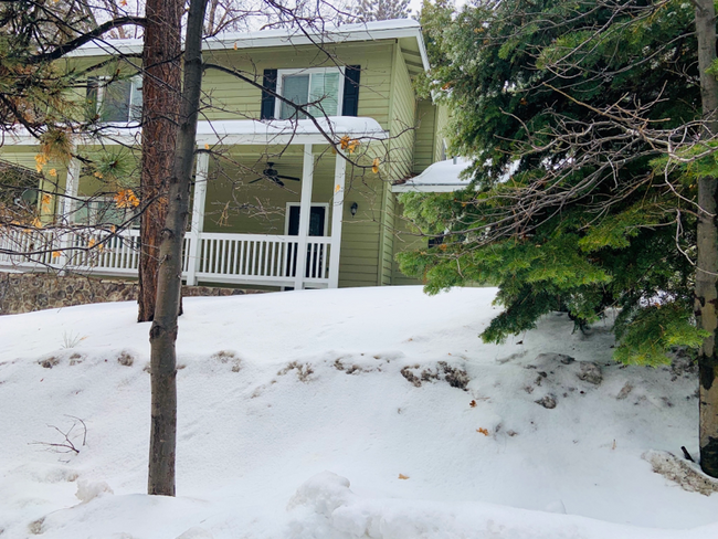Building Photo - 31173 Summit Dr