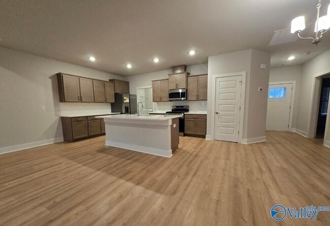 Building Photo - 103 Little Britain St