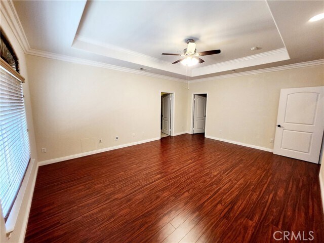 Building Photo - 1016 W Huntington Dr