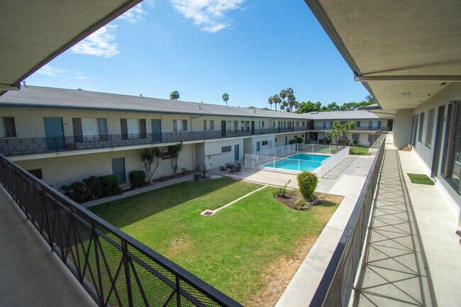 Building Photo - MLK Blvd Apartments