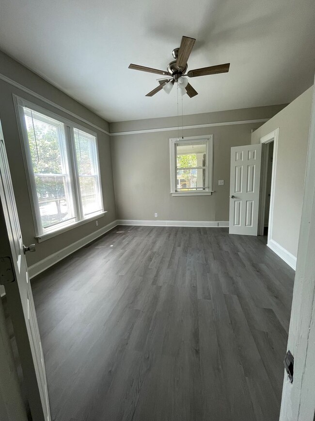 Building Photo - AMAZING 3br/2ba NEW RENOVATION IN ATLANTA!...