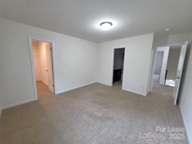 Building Photo - 2208 Apple Glen Ln