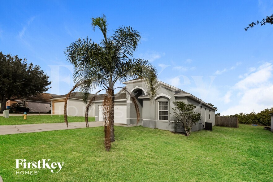 Building Photo - 1237 E Grove Ave