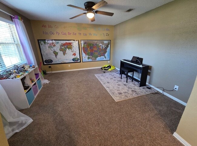 Building Photo - Stunning 3bd/2ba home with gorgeous yard and bonus living space! Coming Soon!