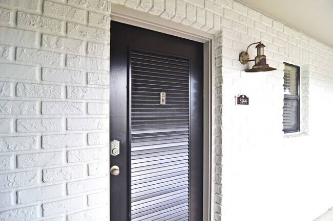 Building Photo - 2 Bed 2 Bath Audubon Place Condo